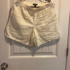 Allbirds White Cargo Shorts Lightweight Summer Essential